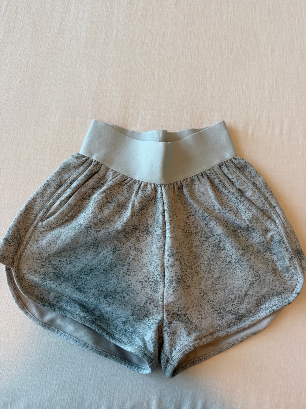 Gymshark Light Gray Speckled Sweat shorts